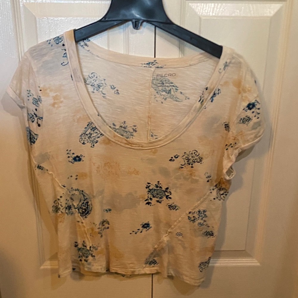 Pilcro Cream and Blue Patterned Short Sleeve Tee